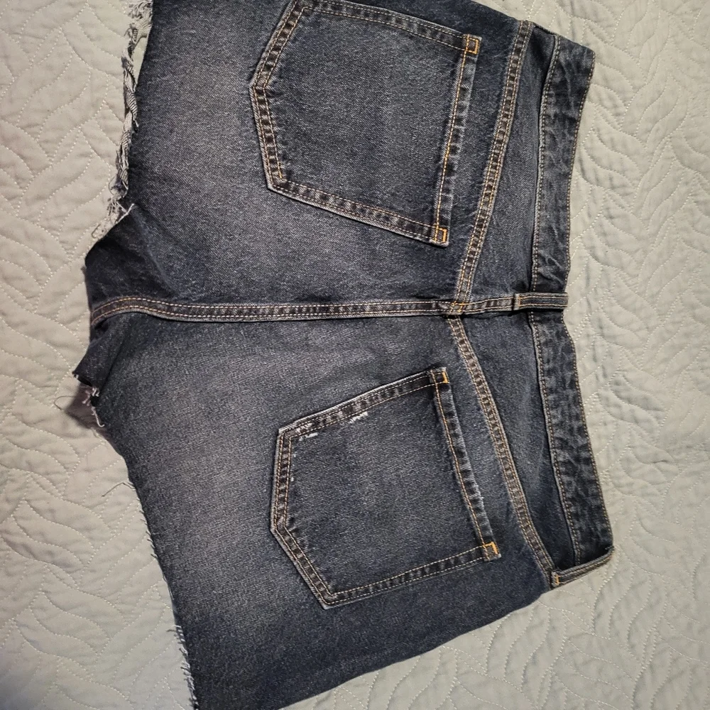 Old Navy American Flag Denim Shorts - Picture 4 of 4